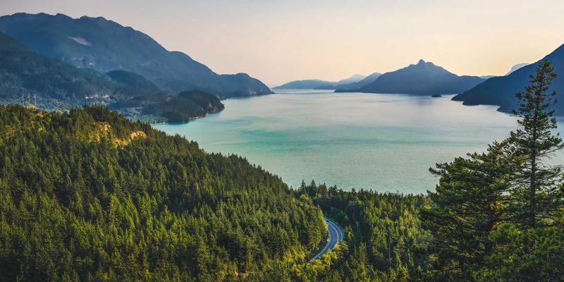 海外房产投资新趋势：如何通过身份规划与资产配置实现财富增值——以埃米利奥哈曼为例